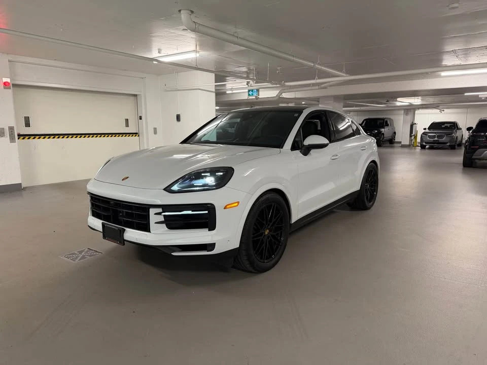 2024 Porsche 9Y0/9Y3 Cayenne - Image 2 of 19