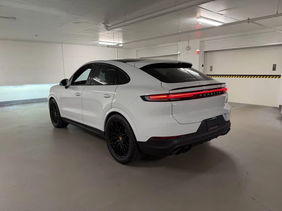 2024 Porsche 9Y0/9Y3 Cayenne - Image 4 of 19