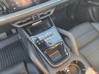 2024 Porsche 9Y0/9Y3 Cayenne - Image 11 of 13