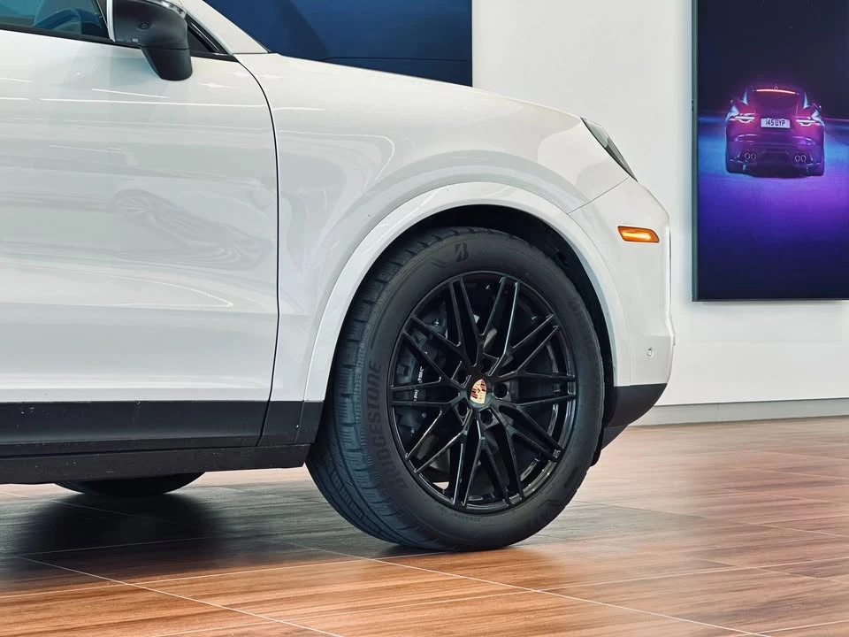 2024 Porsche 9Y0/9Y3 Cayenne - Image 11 of 20