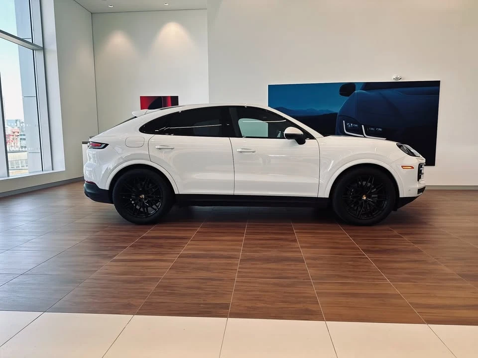 2024 Porsche 9Y0/9Y3 Cayenne - Image 4 of 20