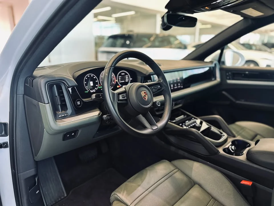 2024 Porsche 9Y0/9Y3 Cayenne - Image 3 of 20