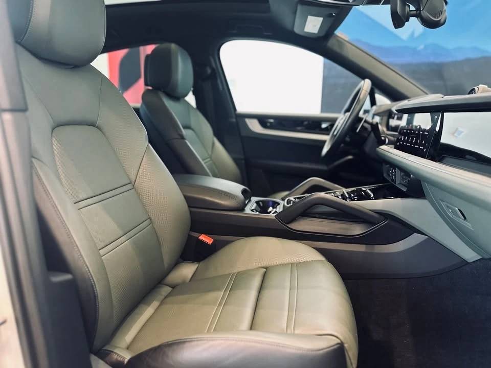 2024 Porsche 9Y0/9Y3 Cayenne - Image 15 of 20