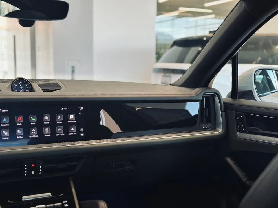 2024 Porsche 9Y0/9Y3 Cayenne - Image 17 of 20