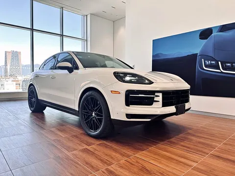 2024 Porsche Cayenne Coupe AWD