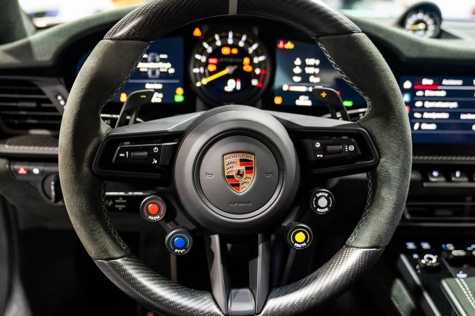 2024 Porsche 992 GT3 RS - Image 14 of 19