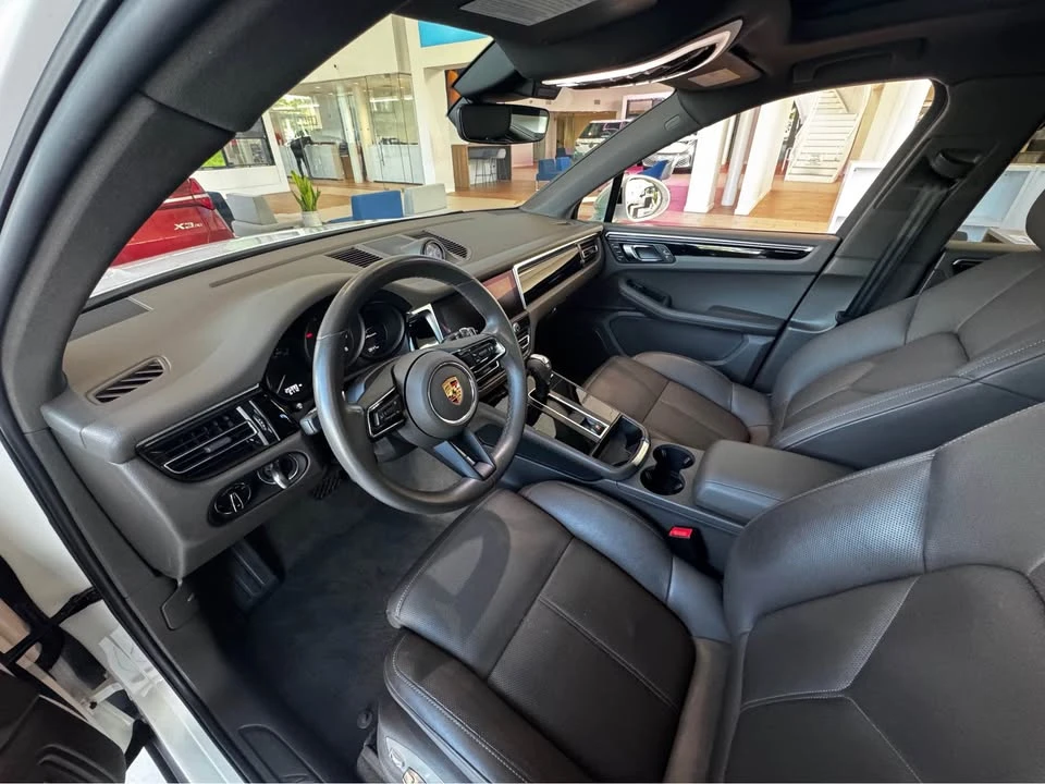 2024 Porsche Macan - Image 7 of 9