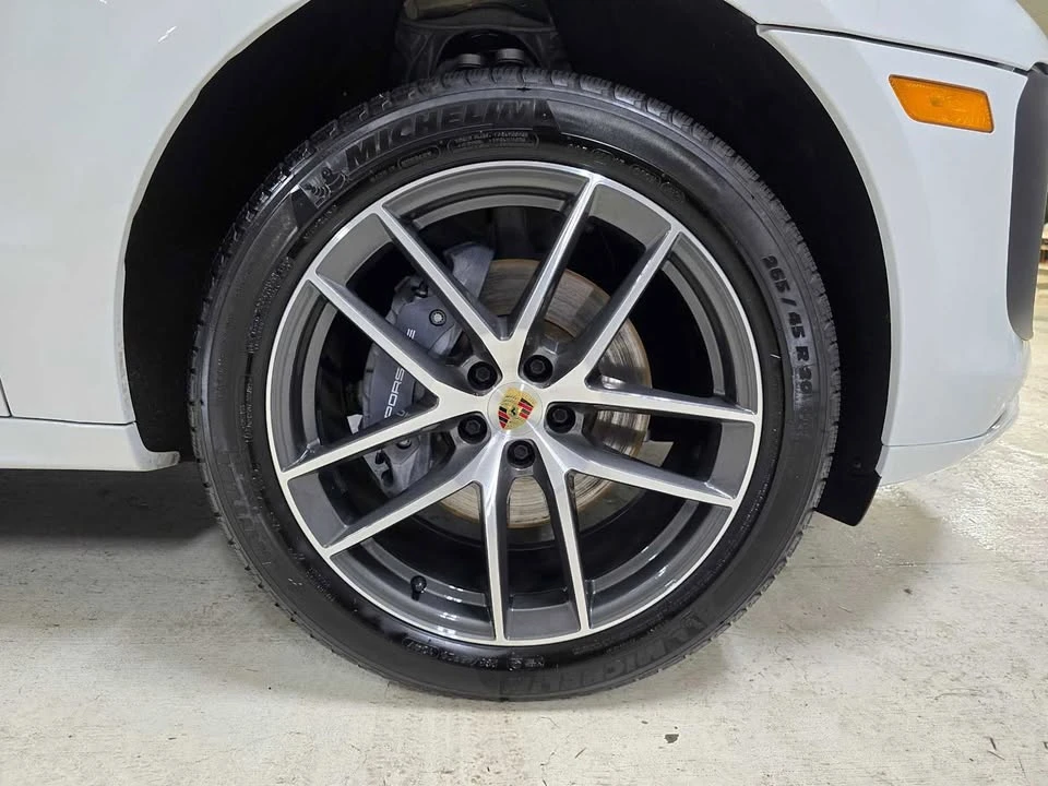 2024 Porsche Macan - Image 5 of 15