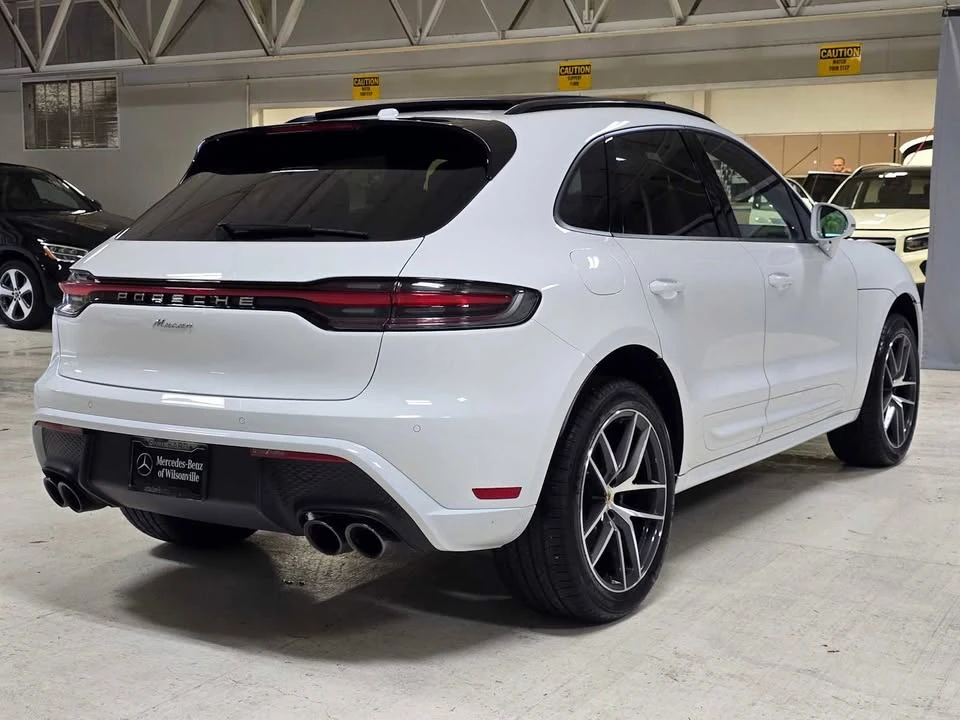 2024 Porsche Macan - Image 3 of 15