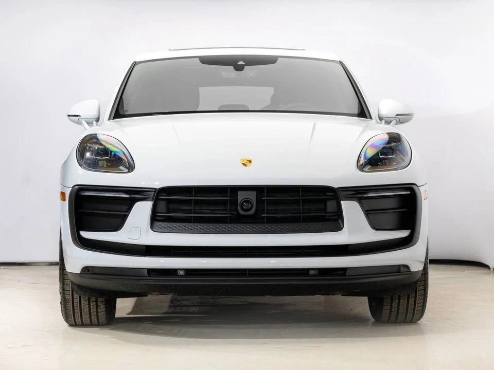2024 Porsche Macan - Image 5 of 19
