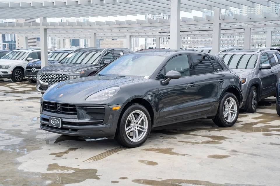 2024 Porsche Macan - Image 4 of 13