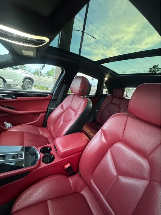 2024 Porsche Macan - Image 4 of 7