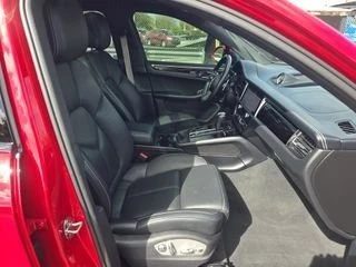 2024 Porsche Macan T - Image 5 of 10