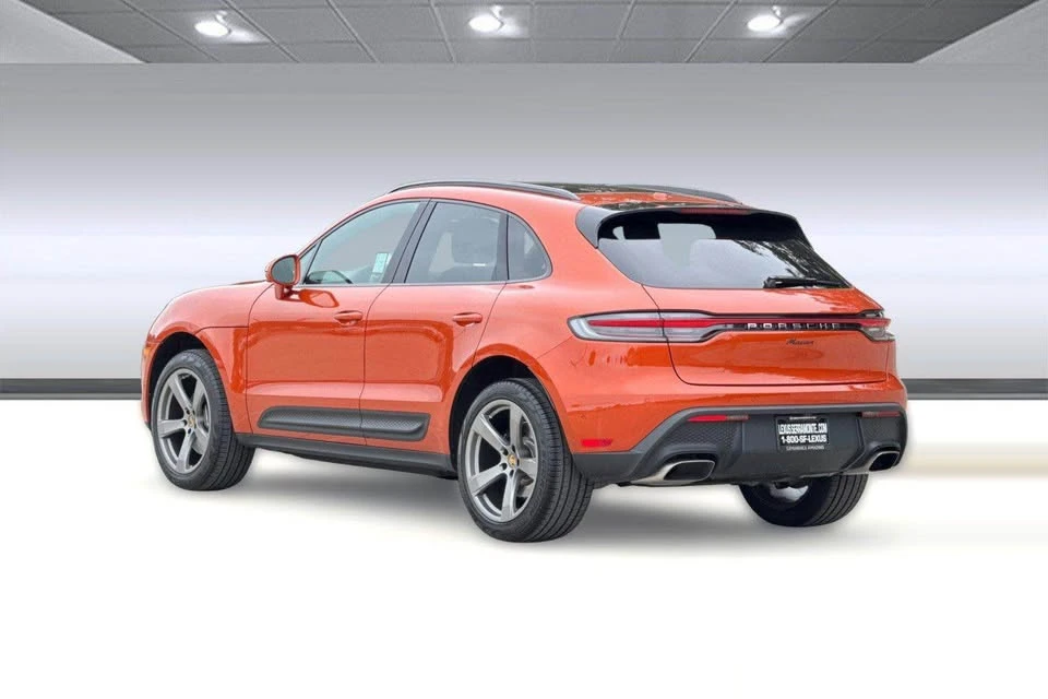 2024 Porsche Macan - Image 3 of 18