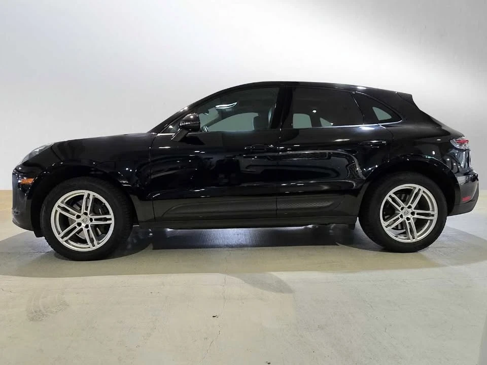 2024 Porsche Macan - Image 6 of 17