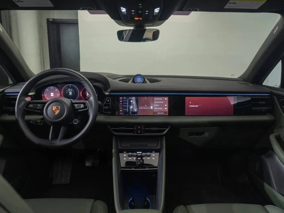 2024 Porsche Macan Electric - Image 20 of 20