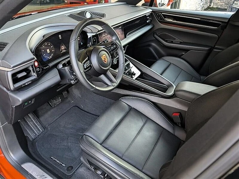 2024 Porsche Macan Electric - Image 2 of 20