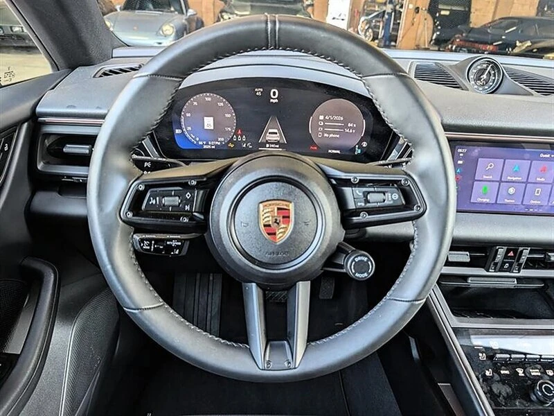 2024 Porsche Macan Electric - Image 19 of 20