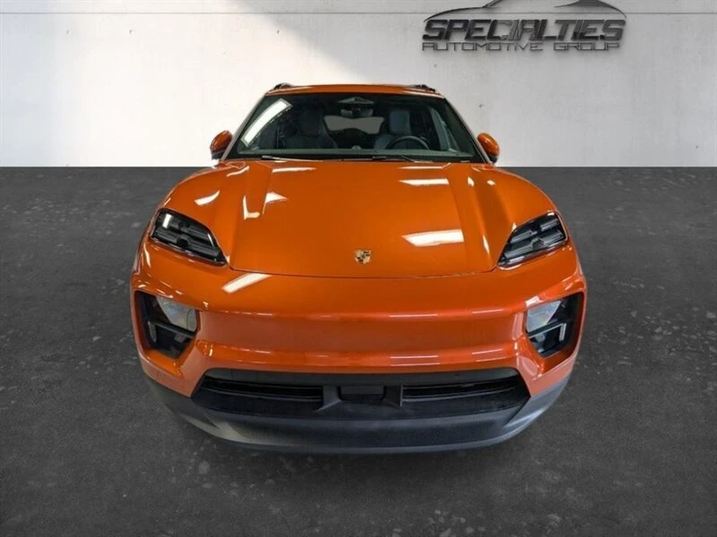 2024 Porsche Macan Electric - Image 6 of 20