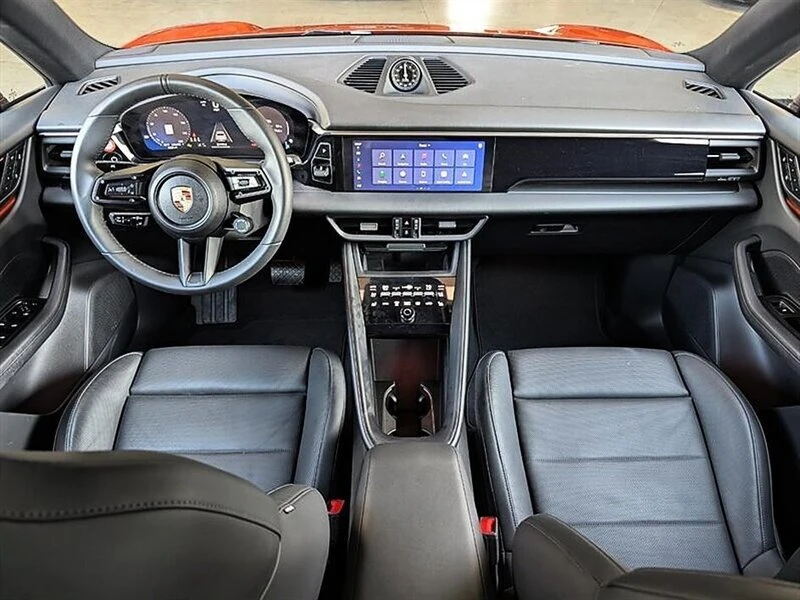 2024 Porsche Macan Electric - Image 3 of 20
