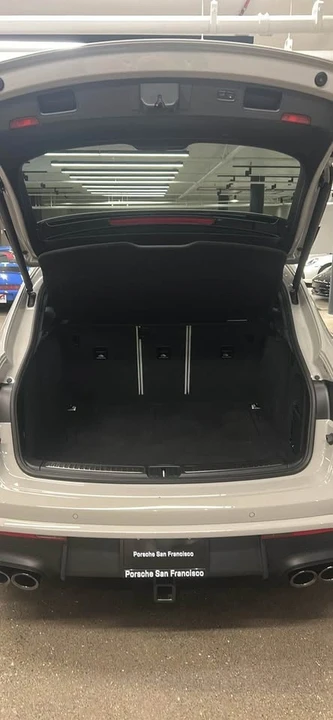 2024 Porsche Macan GTS - Image 6 of 17