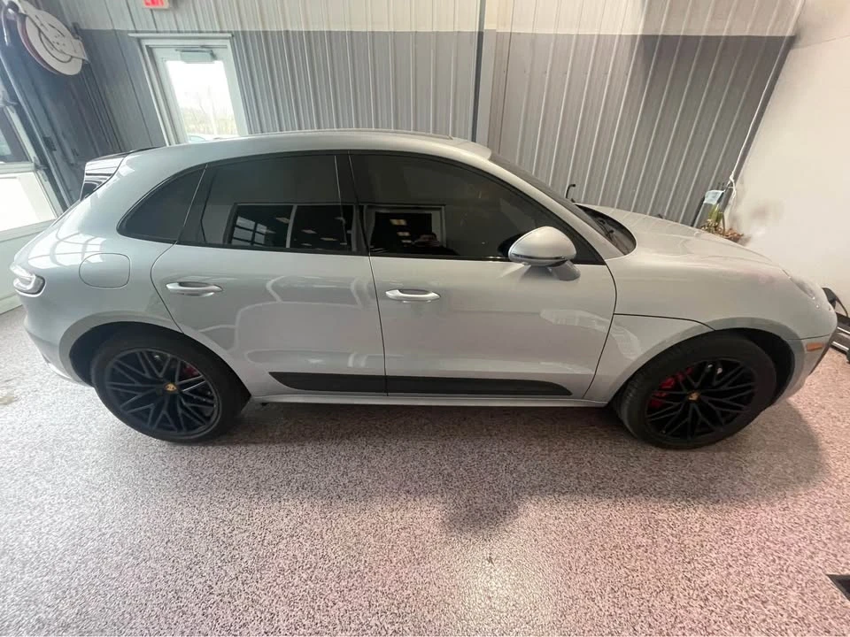 2024 Porsche Macan GTS - Image 4 of 15