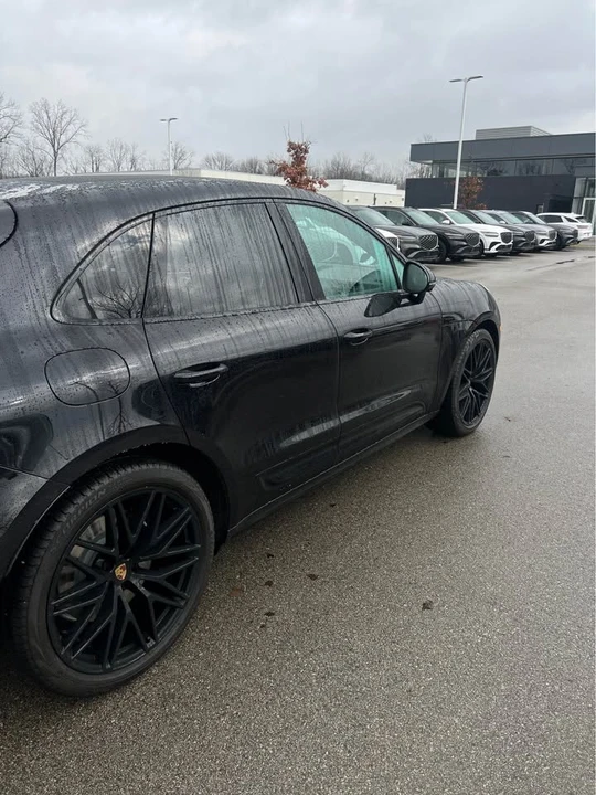2024 Porsche Macan GTS - Image 11 of 16