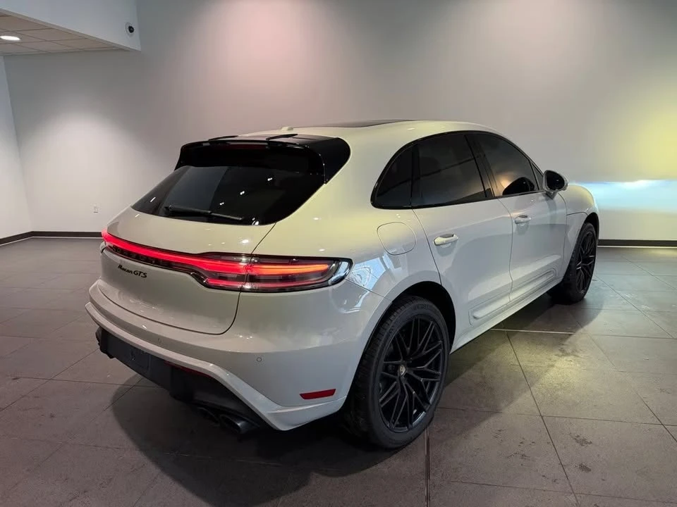 2024 Porsche Macan GTS - Image 5 of 17