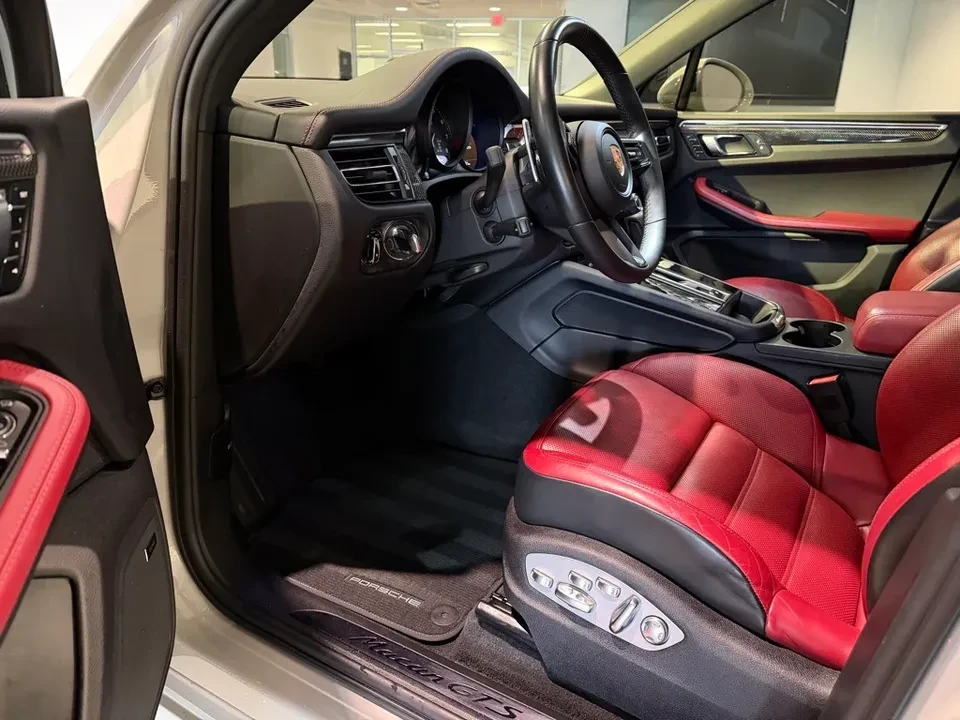 2024 Porsche Macan GTS - Image 16 of 17