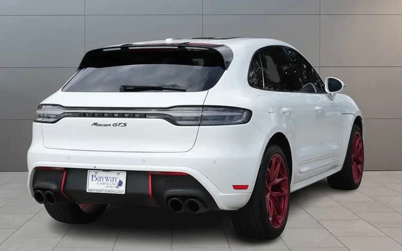 2024 Porsche Macan GTS - Image 5 of 11
