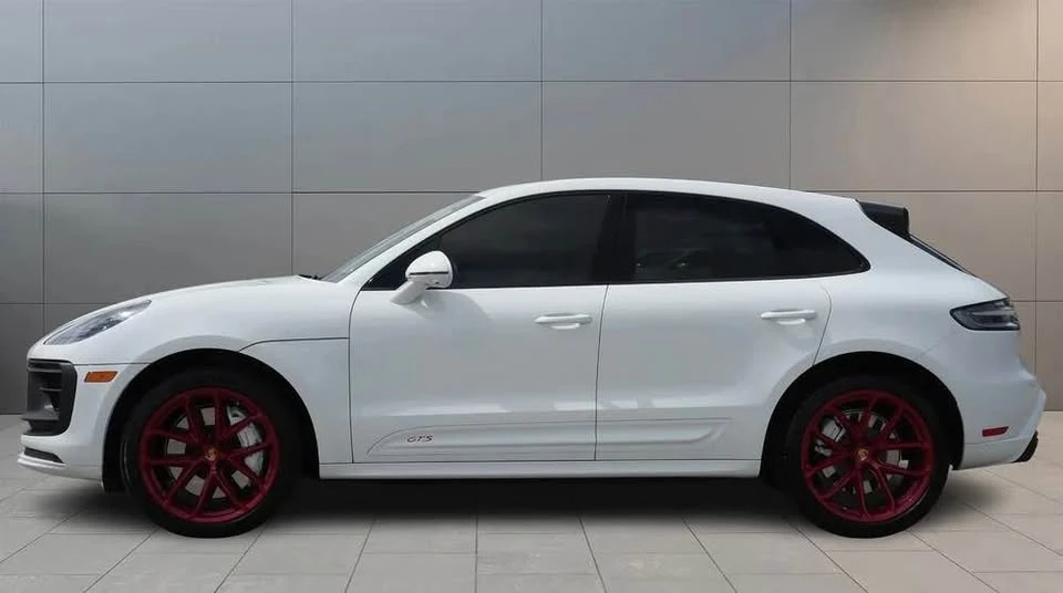 2024 Porsche Macan GTS - Image 4 of 11