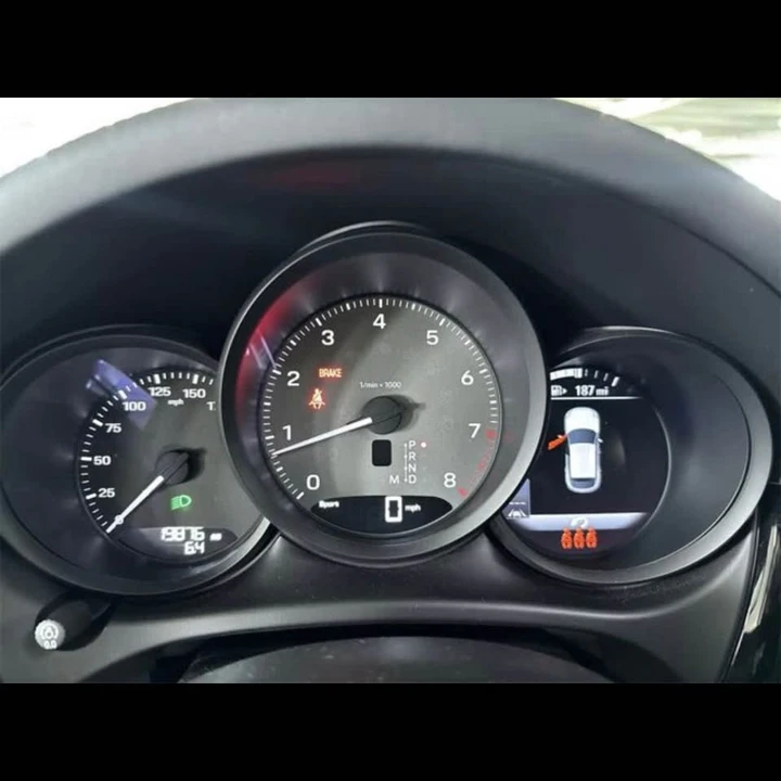 2024 Porsche Macan S - Image 14 of 19
