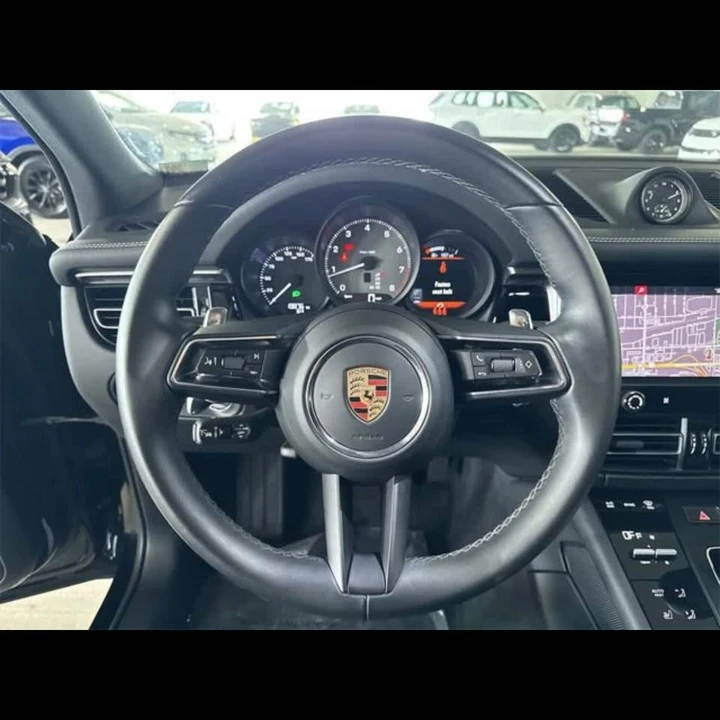 2024 Porsche Macan S - Image 13 of 19