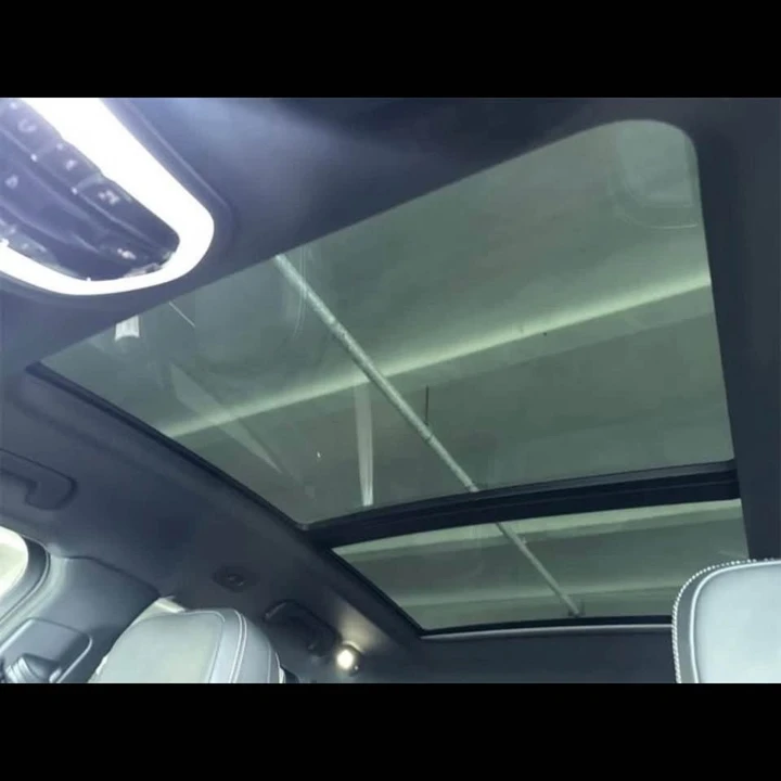 2024 Porsche Macan S - Image 15 of 19