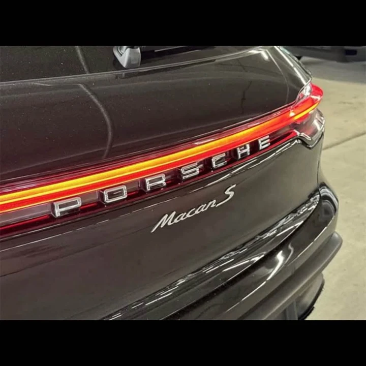 2024 Porsche Macan S - Image 10 of 19