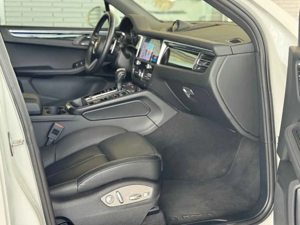2024 Porsche Macan S - Image 18 of 20