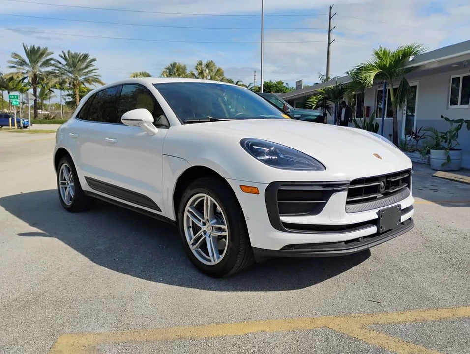 2024 Porsche Macan S - Image 7 of 13