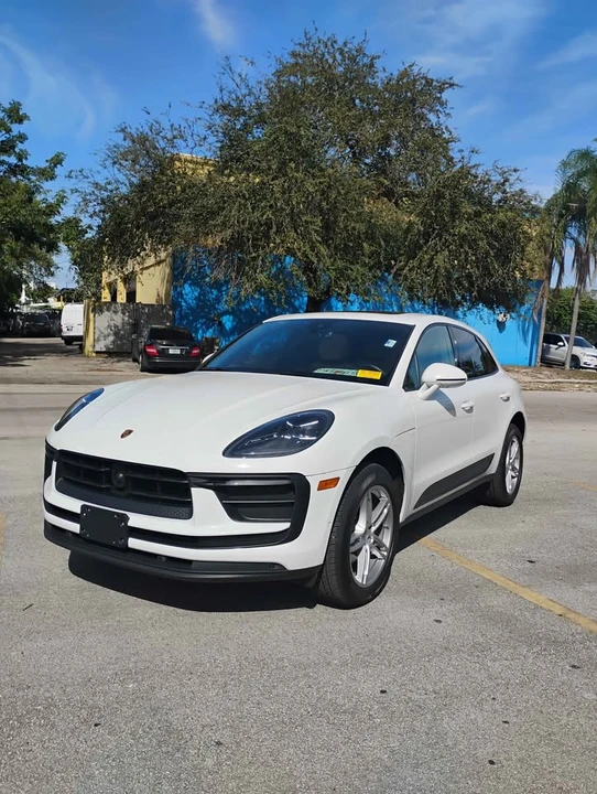 2024 Porsche Macan S - Image 2 of 13