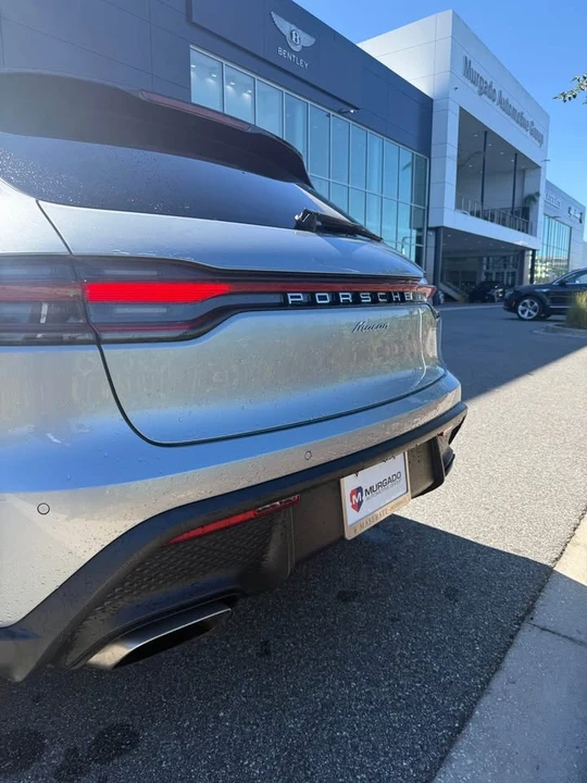 2024 Porsche Macan - Image 4 of 8