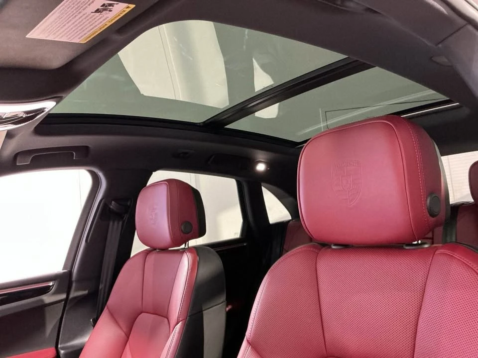 2024 Porsche Macan - Image 7 of 9