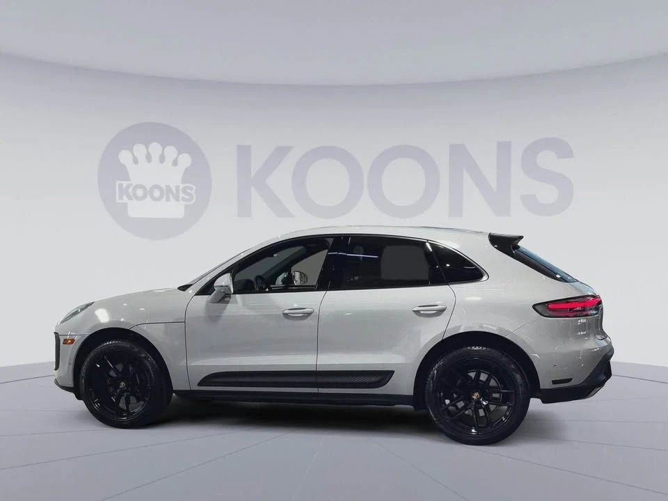 2024 Porsche Macan - Image 3 of 9