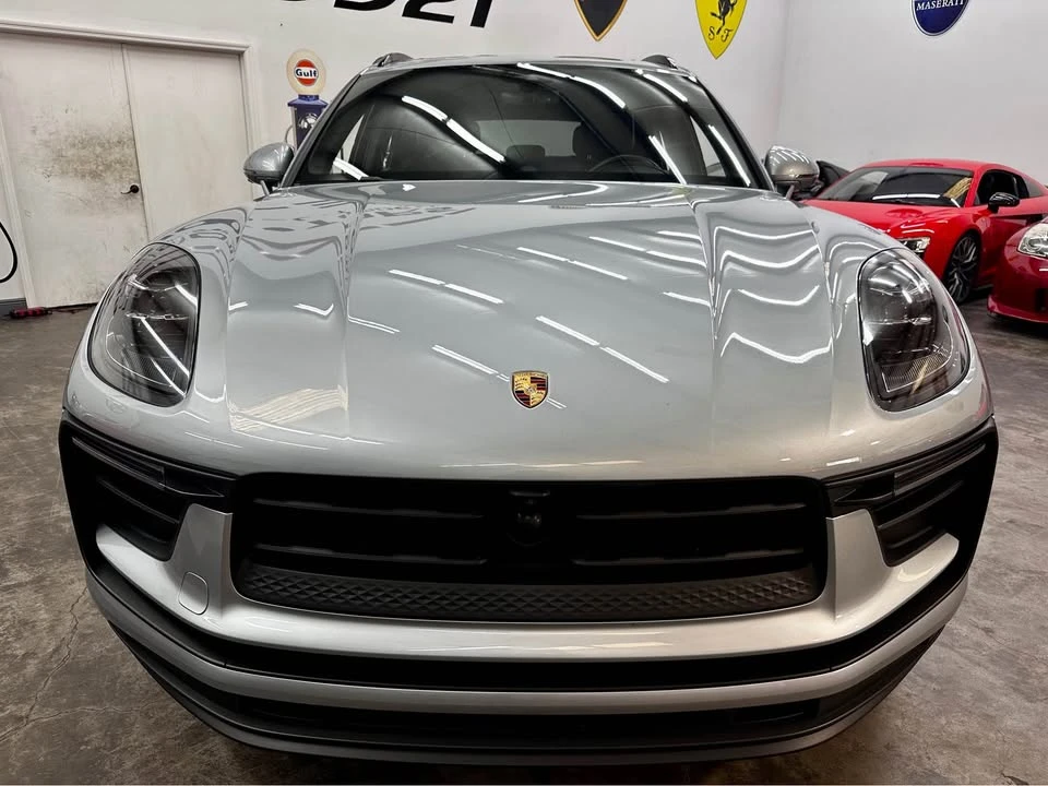 2024 Porsche Macan - Image 8 of 11