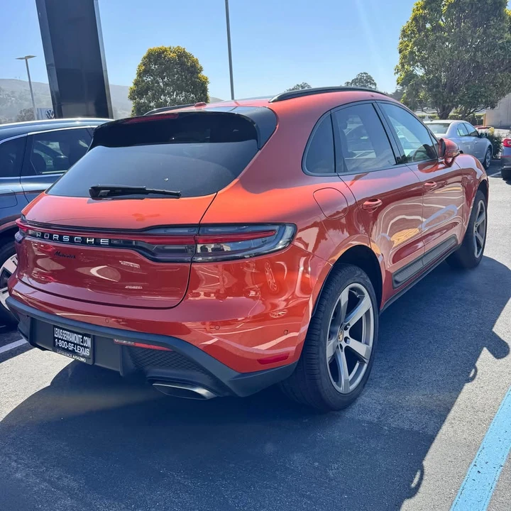 2024 Porsche Macan - Image 2 of 7