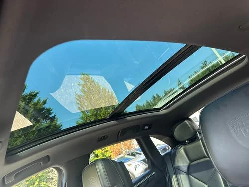 2024 Porsche Macan T - Image 7 of 12