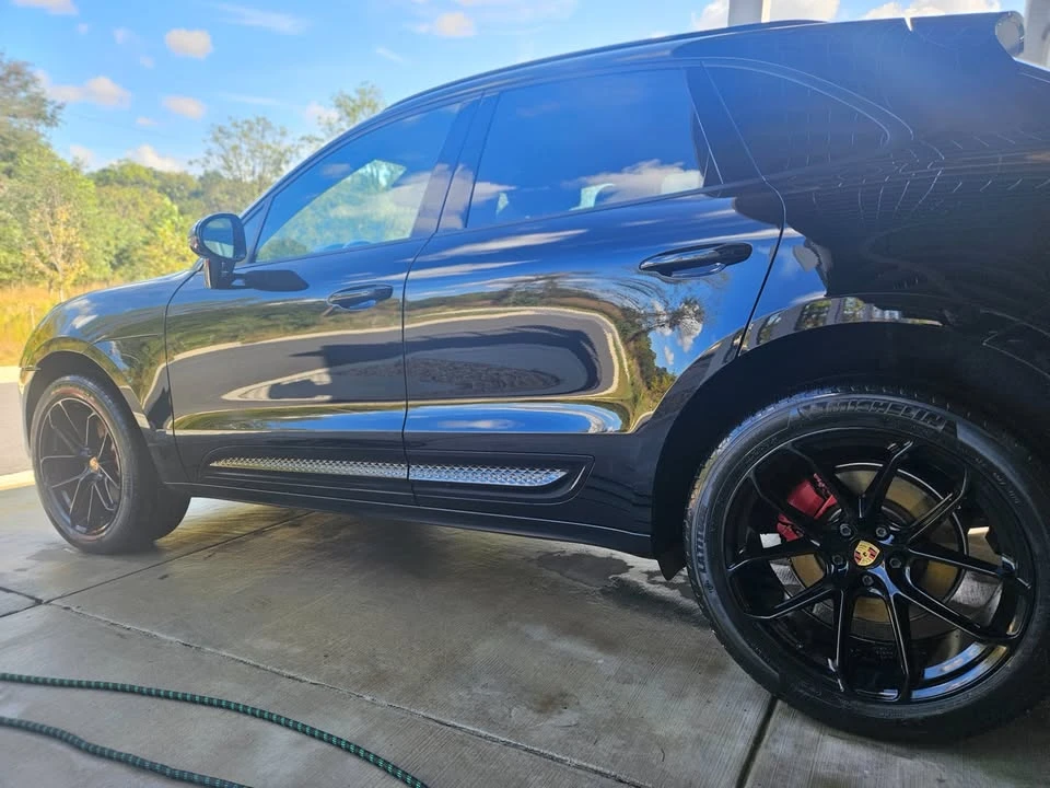 2024 Porsche Macan T - Image 3 of 19