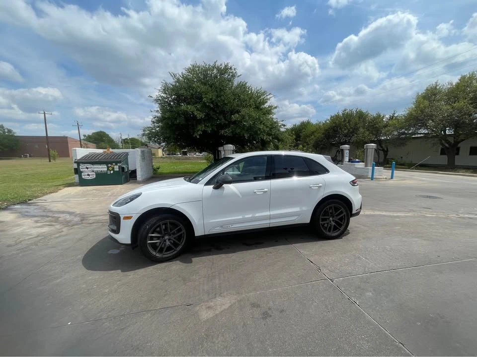 2024 Porsche Macan T - Image 2 of 7