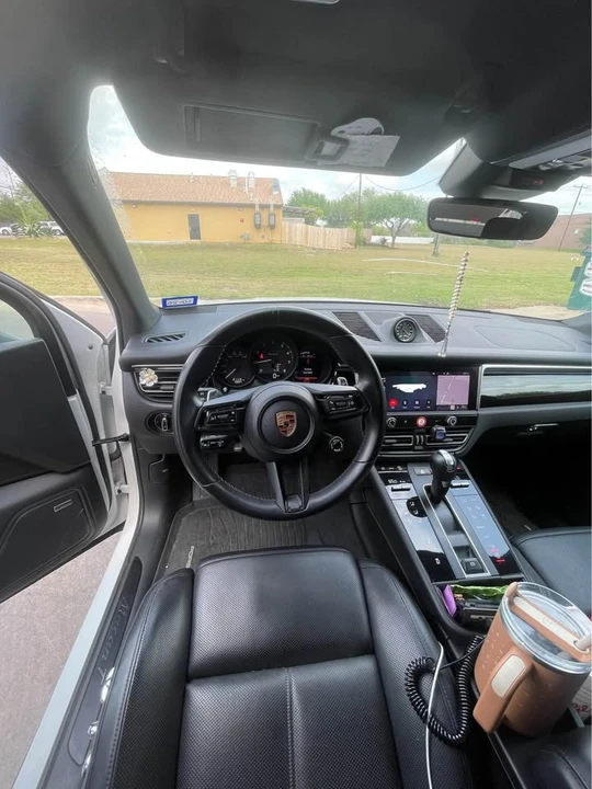 2024 Porsche Macan T - Image 6 of 7