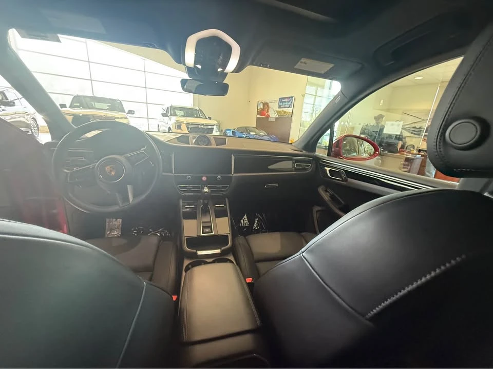 2024 Porsche Macan T - Image 11 of 13