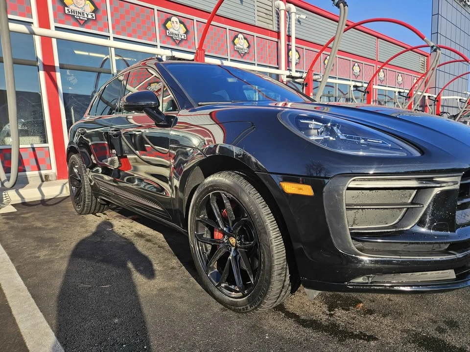 2024 Porsche Macan T - Image 11 of 13
