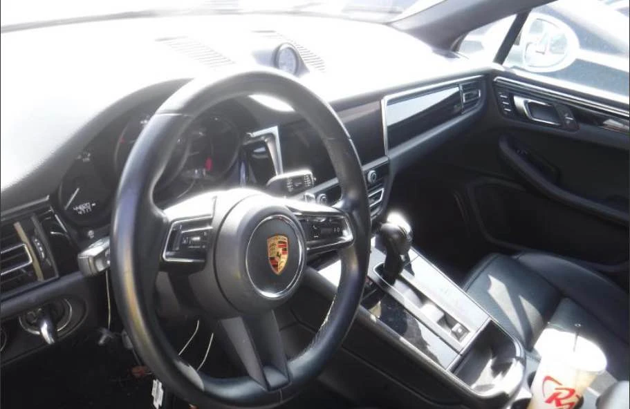 2024 Porsche Macan - Image 8 of 8